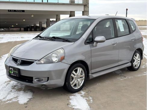 Used 2007 Honda Fit Sport image 3