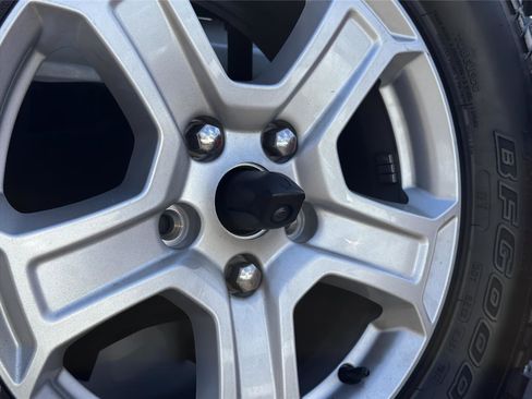 Used 2021 Jeep Wrangler Unlimited Sport S image 27