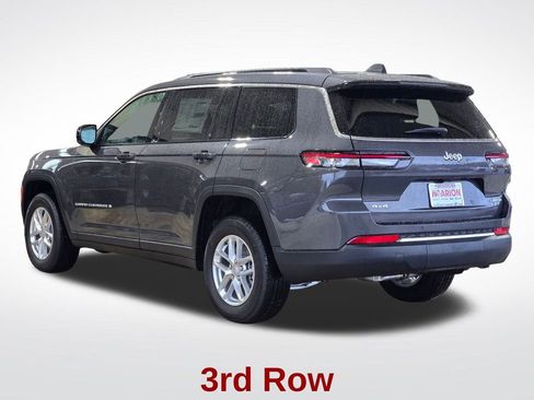 New 2025 Jeep Grand Cherokee L Laredo image 19