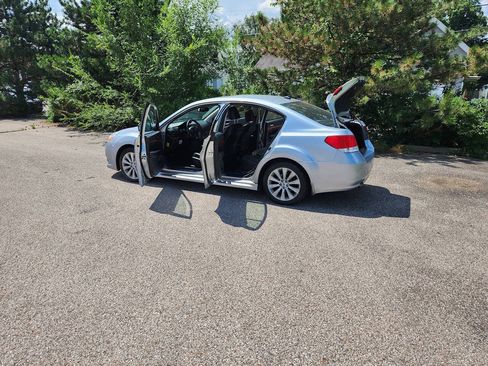 Used 2012 Subaru Legacy 2.5i Limited AWD/4WD image 22