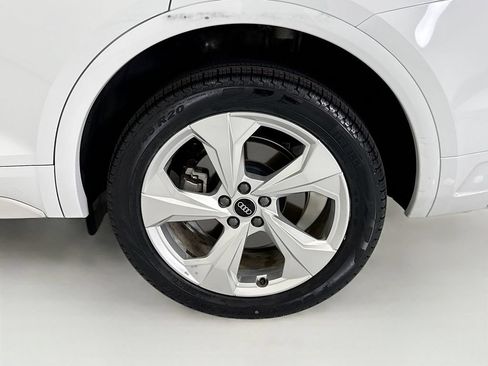 Certified 2021 Audi Q5 Premium Plus w/ Premium Plus Package AWD/4WD image 29