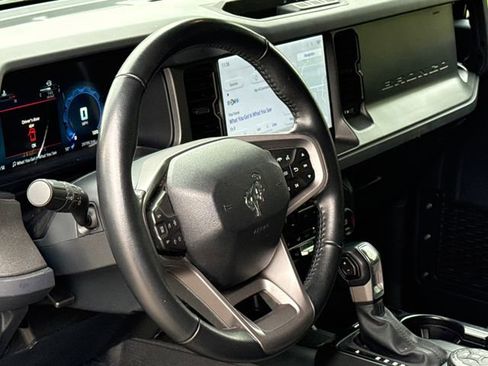 Used 2025 Ford Bronco Big Bend image 17