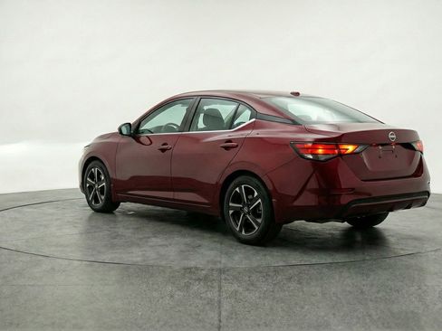 Used 2025 Nissan Sentra SV image 6