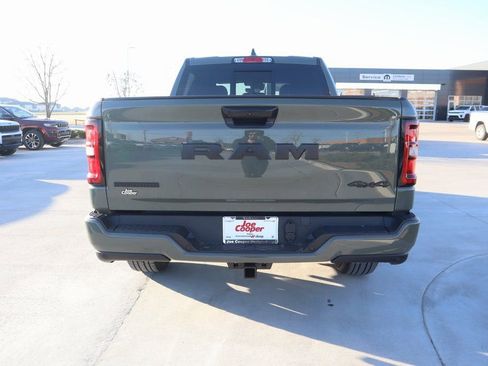 New 2026 RAM 1500 4x4 Crew Cab image 22