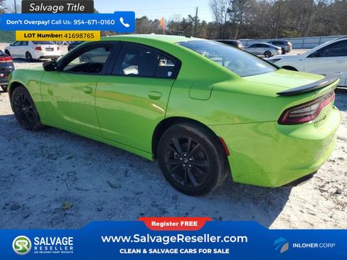 Used 2023 Dodge Charger SXT w/ Blacktop Package image 3