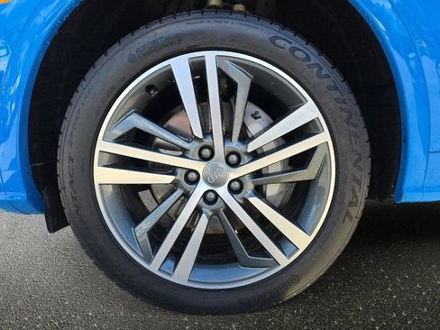 Used 2020 Audi Q5 e Premium Plus w/ Premium Plus Package image 37