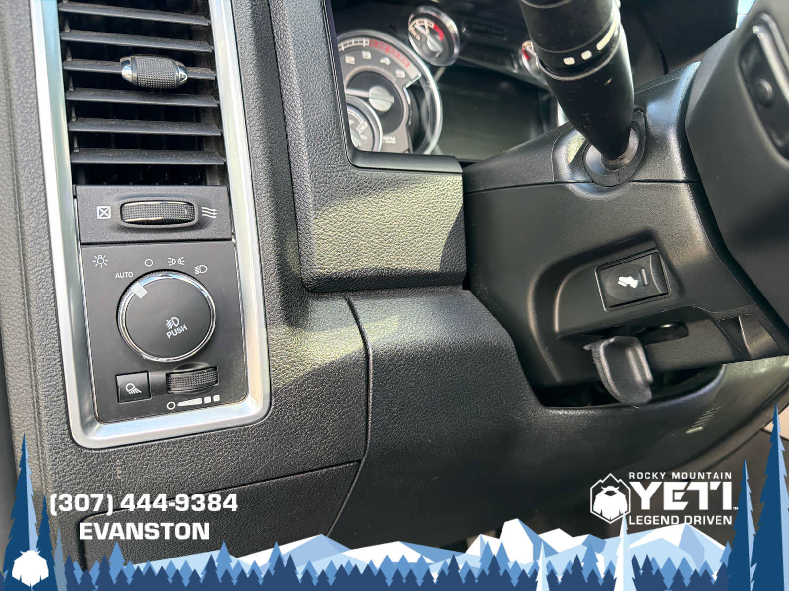 Used 2017 RAM 2500 Limited AWD/4WD image 26