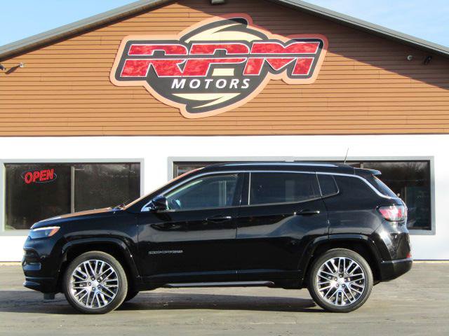 Used 2022 Jeep Compass Limited w/ Elite Group AWD/4WD image 4