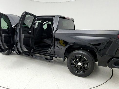 Used 2023 Chevrolet Silverado 1500 Custom image 11