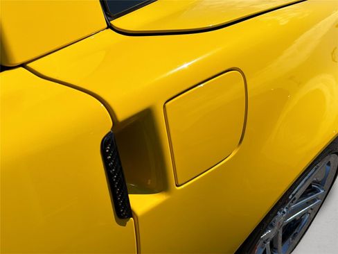 Used 2008 Chevrolet Corvette Z06 w/ Preferred Equipment Group RWD image 35