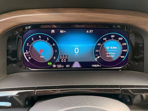 Used 2025 Volkswagen Atlas SE FWD image 25