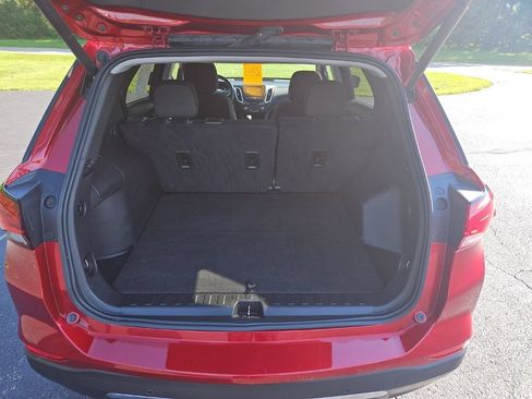 Used 2023 Chevrolet Equinox LT AWD/4WD image 26