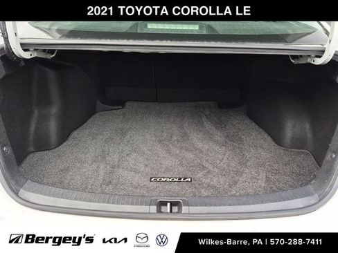 Used 2021 Toyota Corolla LE w/ Carpet Mat Package (TMS) FWD image 25