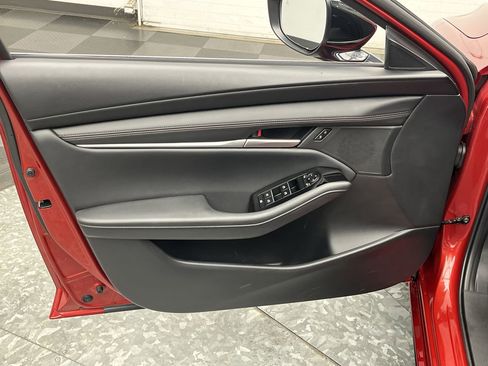 Certified 2025 MAZDA MAZDA3 s Sport image 7
