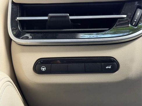 Used 2023 INFINITI QX60 Luxe FWD image 31