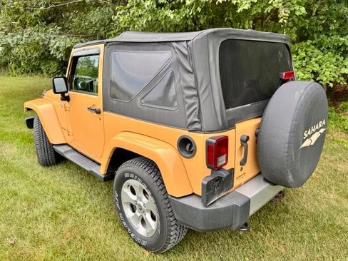 Used 2013 Jeep Wrangler Sahara w/ Connectivity Group AWD/4WD image 3