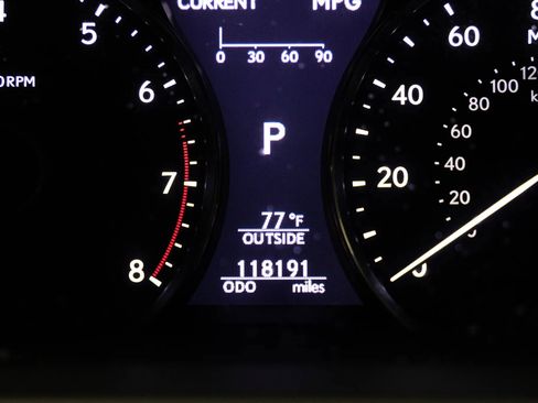 Used 2014 Lexus LS 460 image 30