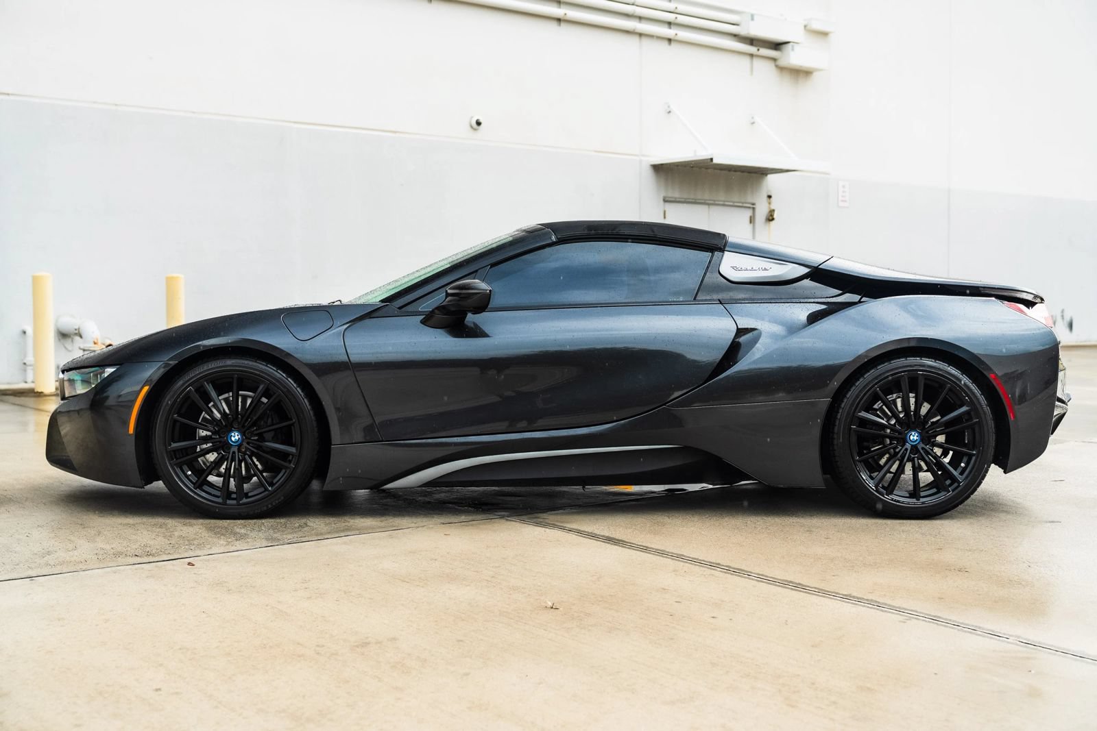 Used 2019 BMW i8 Roadster AWD/4WD image 10