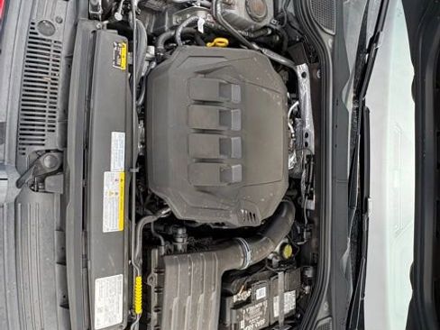 Used 2024 Volkswagen GTI SE FWD image 32
