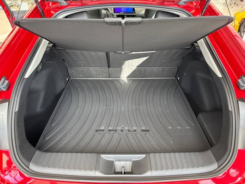 New 2026 Toyota Prius Plug-In Hybrid image 10