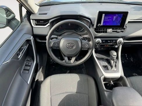 Certified 2025 Toyota RAV4 XLE AWD/4WD image 5