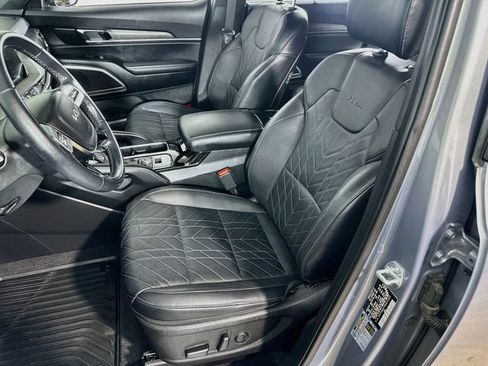 Used 2024 Kia Telluride EX X-Line AWD/4WD image 17