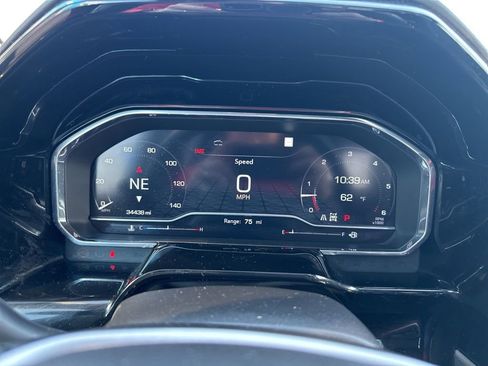 Used 2022 GMC Sierra 1500 SLT w/ SLT Convenience Package image 23