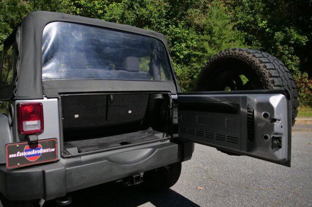 Used 2015 Jeep Wrangler Sport w/ Quick Order Package 24S AWD/4WD image 26