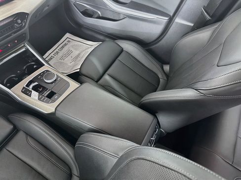 Used 2025 BMW 330i Sedan RWD image 29