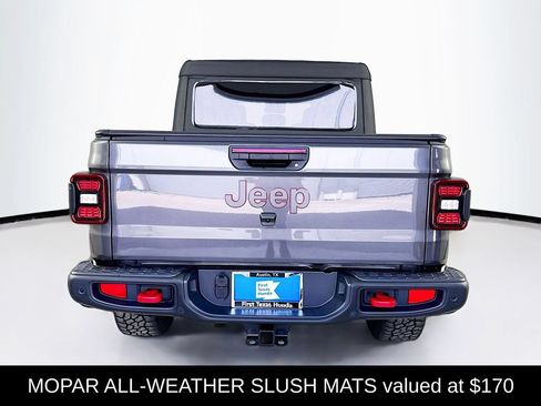 Used 2025 Jeep Gladiator Rubicon w/ Safety Group AWD/4WD image 7