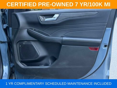 Used 2023 Ford Escape Platinum w/ Premium Technology Package AWD/4WD image 12