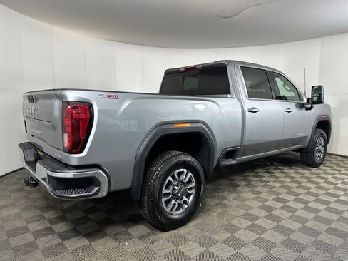 Used 2024 GMC Sierra 2500 SLE image 3
