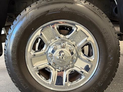 Used 2018 RAM 3500 Tradesman w/ Chrome Appearance Group image 33