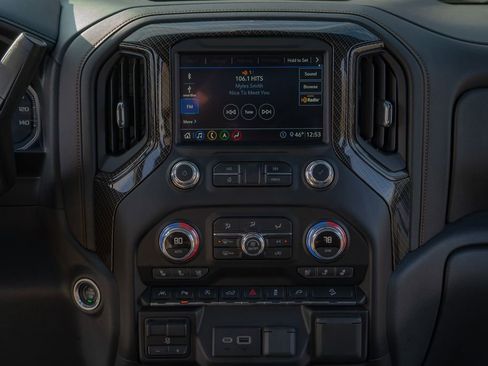 Used 2020 GMC Sierra 1500 AT4 w/ AT4 Premium Package image 14