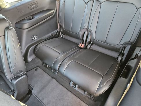 New 2025 Jeep Grand Cherokee L Limited image 27