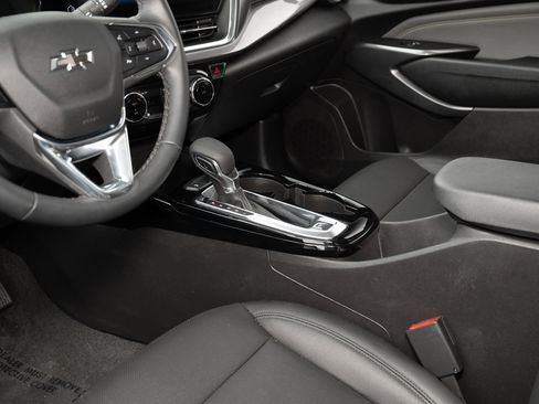 Used 2026 Chevrolet Trax ACTIV w/ Driver Confidence Package image 35