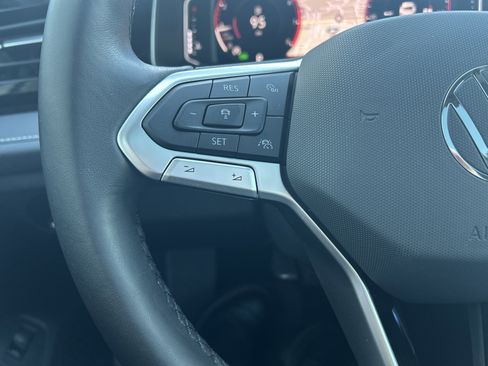 Used 2025 Volkswagen Jetta SEL image 29