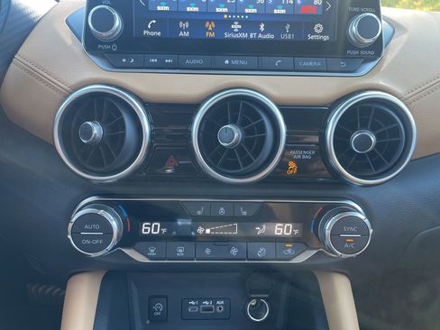 New 2025 Nissan Sentra SV w/ SV Premium Package image 24