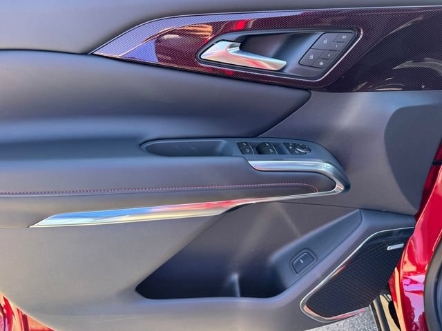 New 2027 Chevrolet Traverse RS w/ LPO, Floor Liner Package FWD image 15