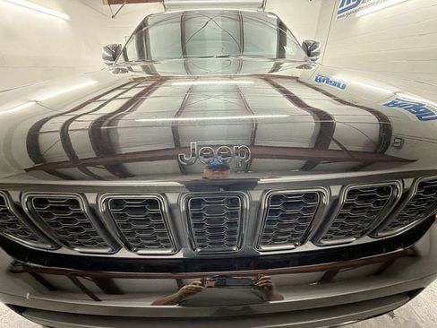 Used 2025 Jeep Grand Cherokee L Altitude AWD/4WD image 30