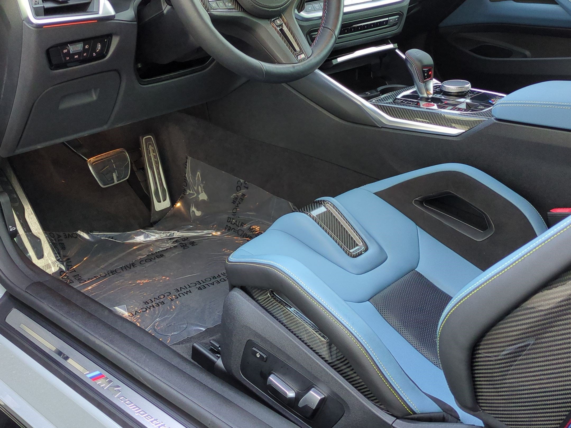 Used 2021 BMW M4 Competition w/ M Carbon Exterior Package RWD image 17