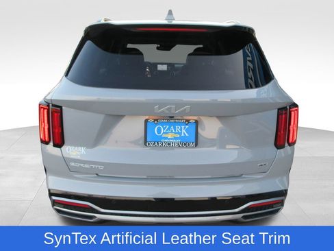 Used 2023 Kia Sorento SX AWD/4WD image 4