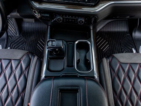 Used 2022 Chevrolet Silverado 1500 RST image 26