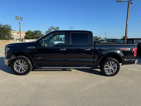 Used 2017 Ford F150 XLT w/ Equipment Group 301A Mid AWD/4WD image 9
