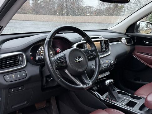 Used 2018 Kia Sorento SX image 15