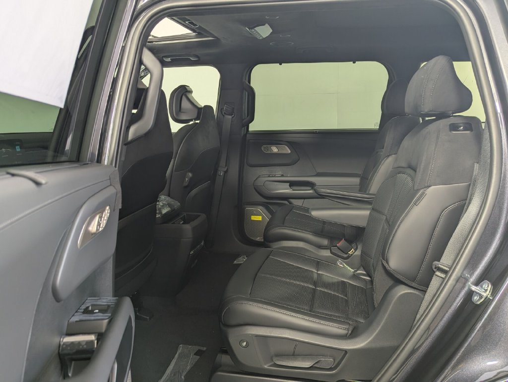 New 2027 Kia Telluride SX Prestige AWD/4WD image 22