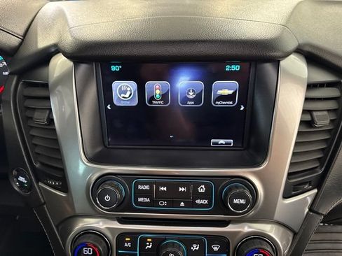 Used 2017 Chevrolet Suburban Premier AWD/4WD image 31