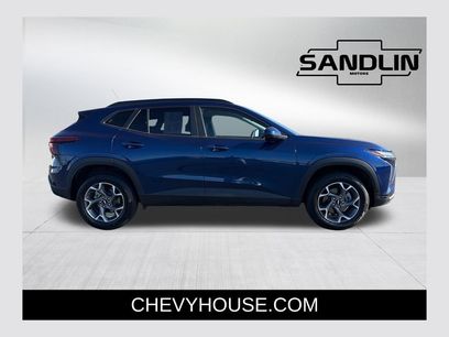 Used 2024 Chevrolet Trax LT w/ Driver Confidence Package