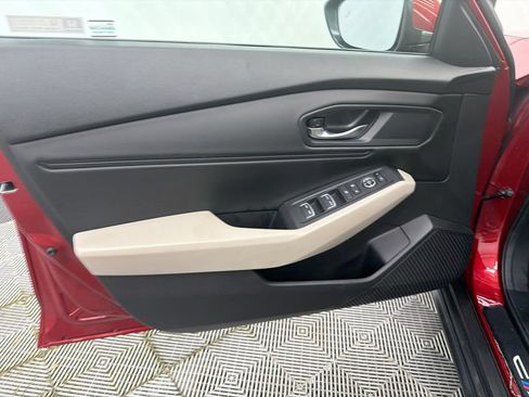 Used 2024 Honda Accord EX image 11