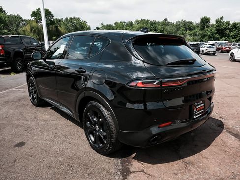 Used 2024 Dodge Hornet R/T Plus w/ R/T Blacktop Package AWD/4WD image 4